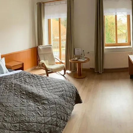 Inn Wohlfuehlherberge Weitblick Erlbach (Saxony)